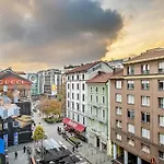 Luxury 4 Bedrooms Apartment In The Center Of Milan